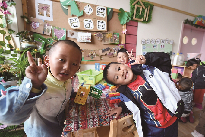 江蘇援建的拉薩市江蘇實驗幼兒園，所有師資在江蘇接受培訓(xùn)，打造具有江蘇水準的優(yōu)質(zhì)學(xué)前教育資源。 本報記者 萬程鵬 攝