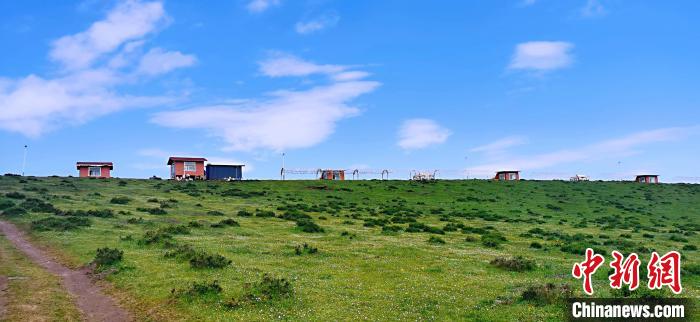 圖為地處同仁市加吾鄉(xiāng)東維村的農(nóng)家樂。　韓麗 攝